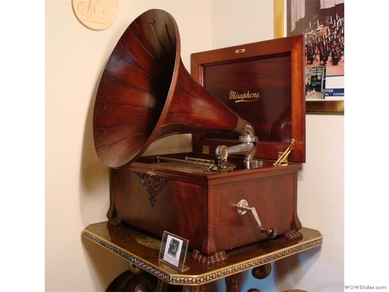 shinComMiraphone